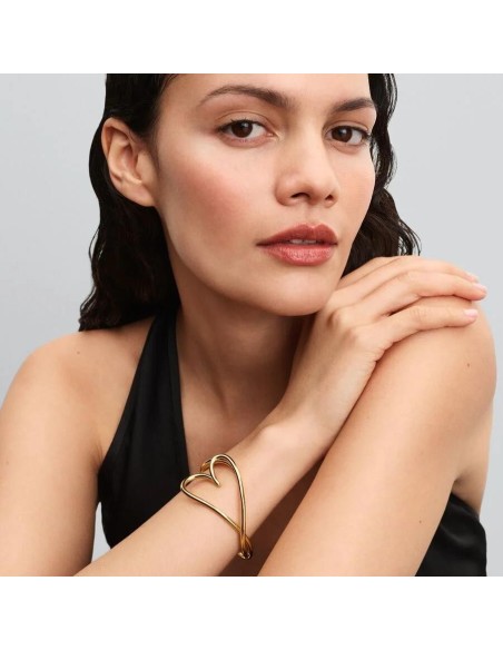  Brazalete de Corazón de Forma Orgánica de Pandora en Baño de Oro de 14k