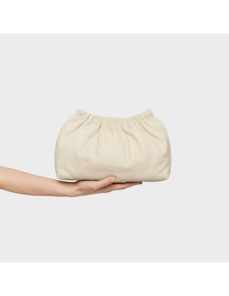 Clutch Bandolera Beige TOUS Cloud – Sofisticación y Versatilidad en un Diseño Atemporal
