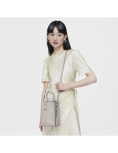 Bolso Pequeño Gris TOUS La Rue New Pop – Estilo Urbano y Funcionalidad Compacta
