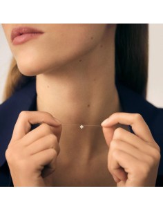 Collar Corto BELOVED Cristal en Plata de Ley – Elegancia Sutil e Invisible 2