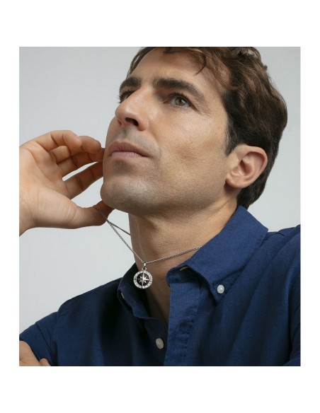 Collar Viceroy de acero con colgante rosa de los vientos para hombre