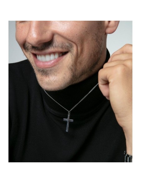 Collar de hombre de acero y colgante de cruz