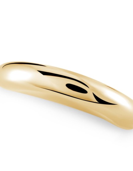 Anillo bañado en oro de 18k.