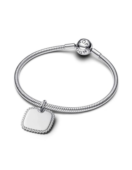 Colgante cuadrado grabable en plata de ley con circonitas – personalizable