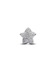 Mini charm estrella texturizada en plata de ley – luz simbólica 2