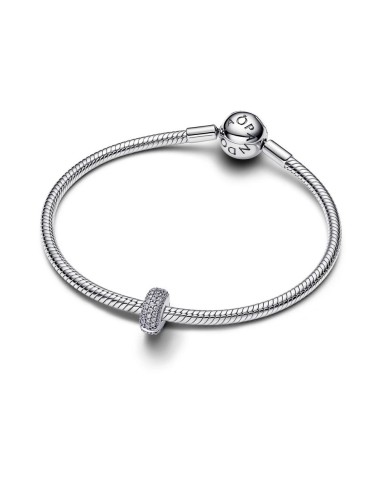Clip Pavé en plata de ley con circonitas – centro de brillo para tu pulsera