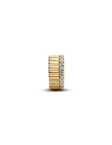Clip Ribeteado con baño electrolítico de oro 14 k con circonitas – funcional y brillante