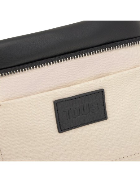 Clutch negro piel TOUS Hold | bolso de mano elegante y versátil