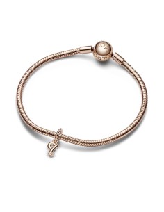 Charm Colgante con un recubrimiento en oro rosa de 14k Alfabeto Letra Minúscula Q​ 2