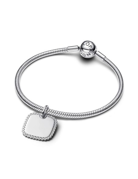 Colgante cuadrado grabable en plata de ley con circonitas – personalizable