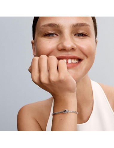 Charm Flecha Retorcida de Pandora en Plata de Ley con Circonitas Cúbicas