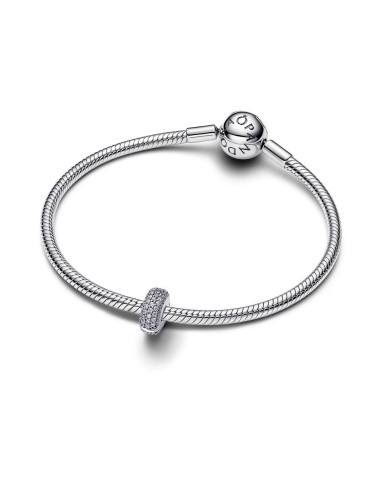 Clip Pavé en plata de ley con circonitas – centro de brillo para tu pulsera