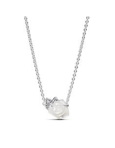 Collar en plata de ley Rosa Blanca Floreciendo​