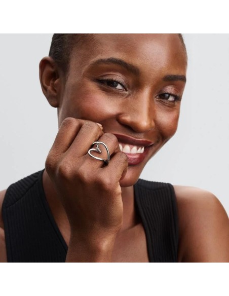 Anillo Corazón de Pandora en Plata de Ley con Diseño Orgánico